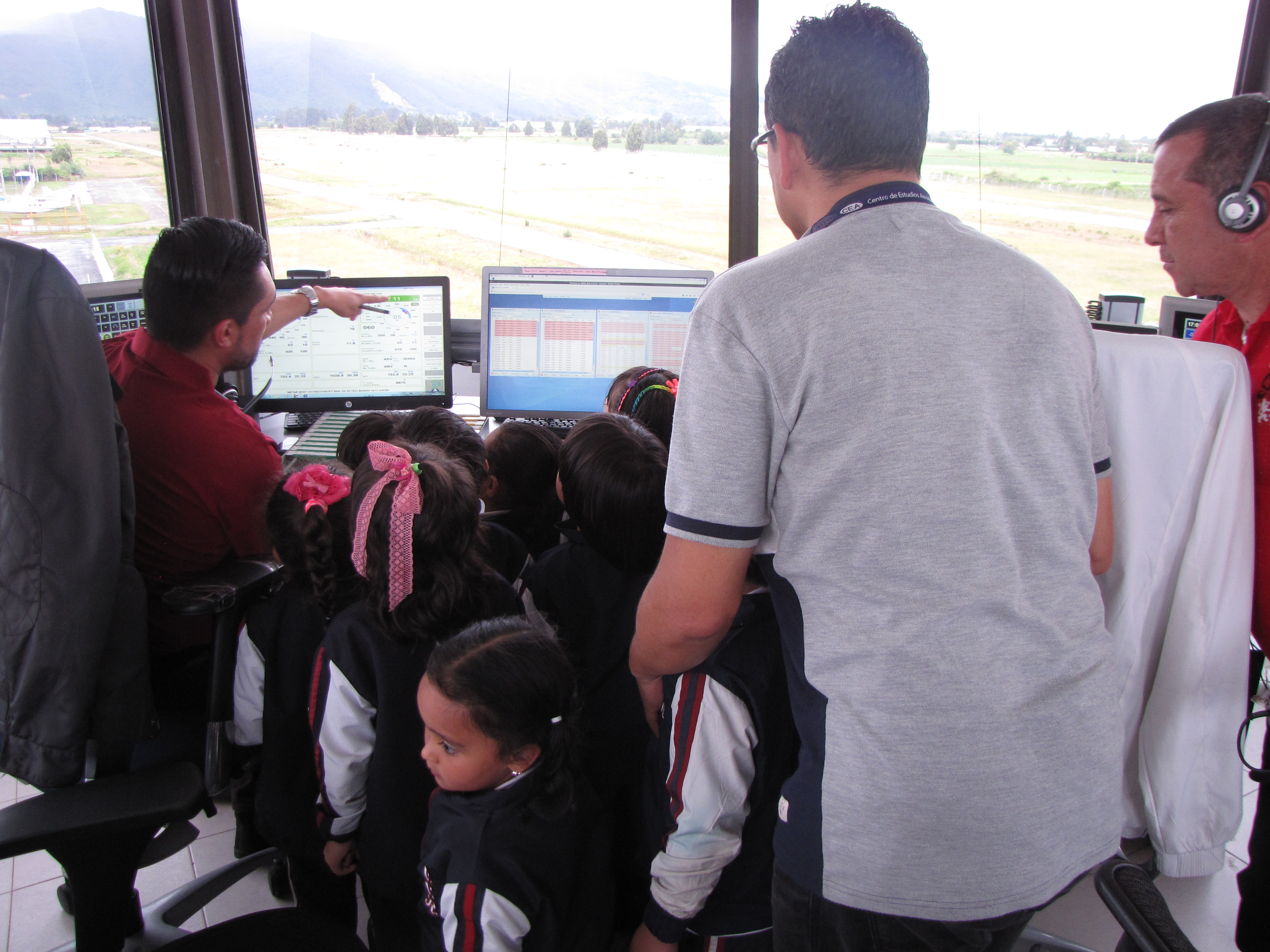 Torre de Control Aeropuerto Guaymaral.JPG